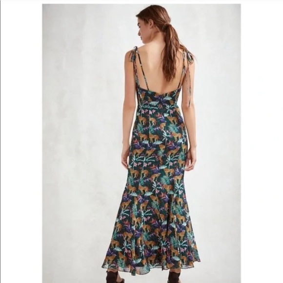 NWT Fame & Partners Elham Dress Size 6 - Picture 3 of 16